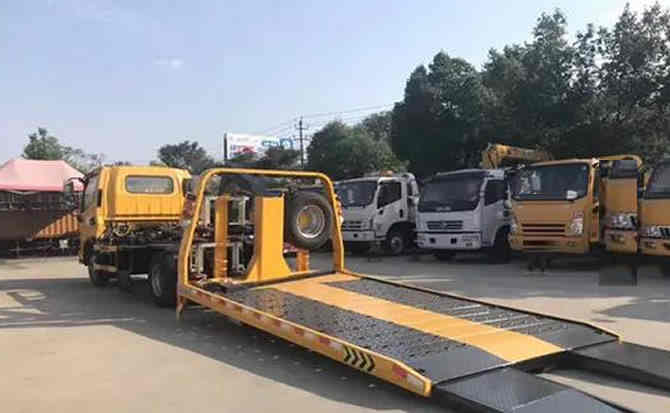 炉霍汽车中途维修案例